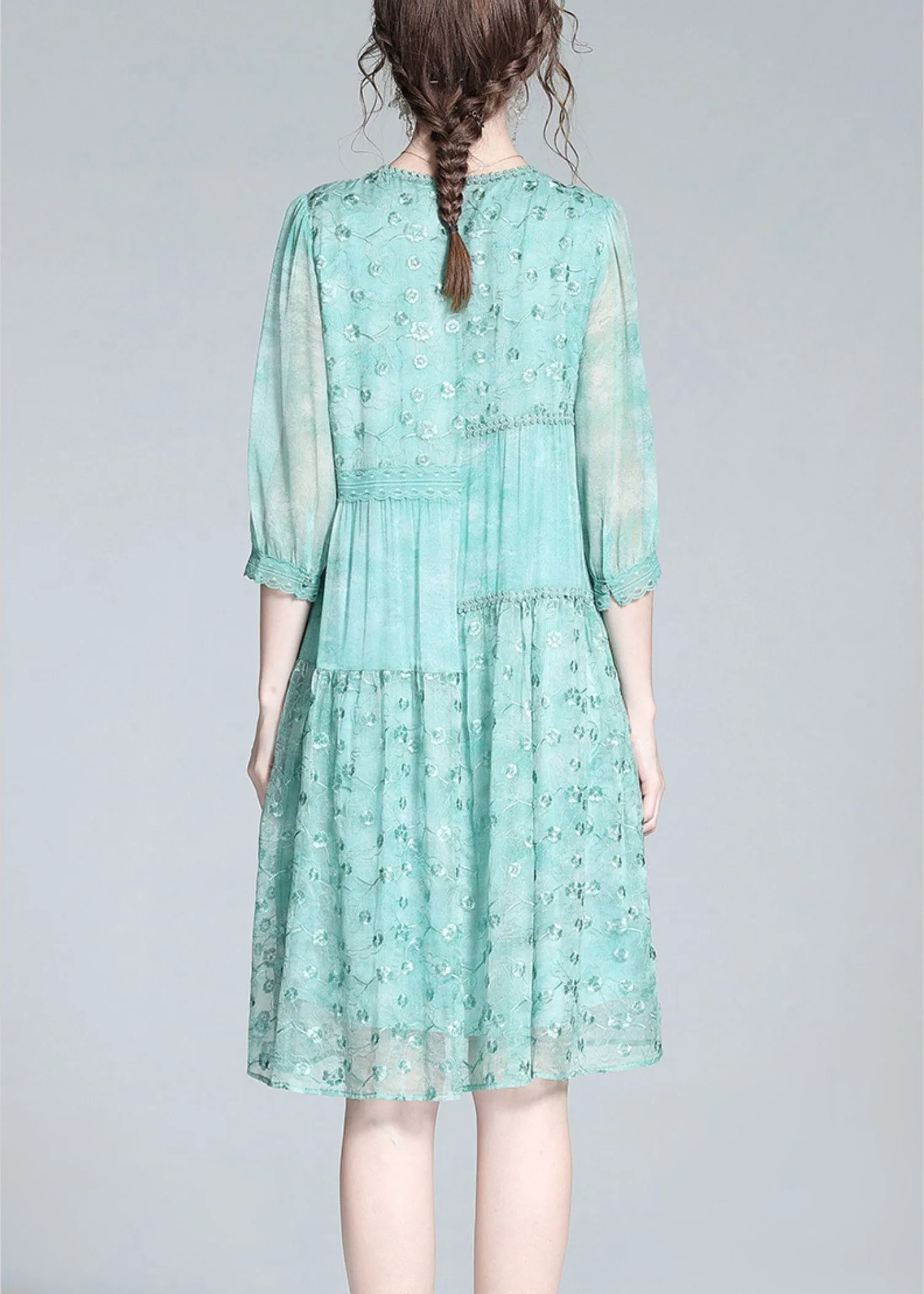 Beautiful Light Green O-Neck Embroideried Button Long Dresses Summer LT1035