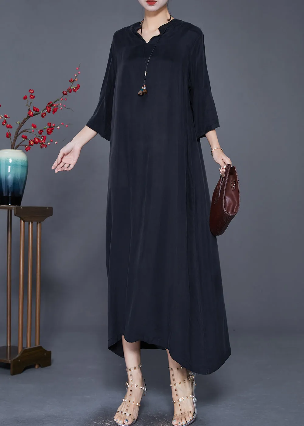 Elegant Black V Neck Side Open Silk Dresses Bracelet Sleeve LY7708