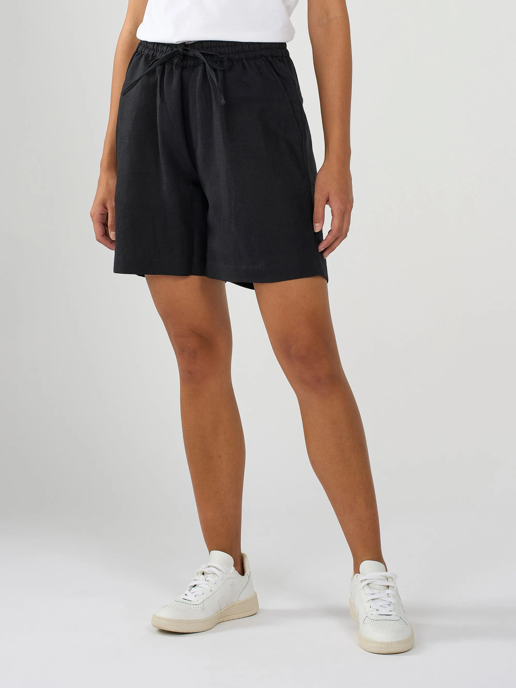 Linen mix elastic waist shorts - Black Jet